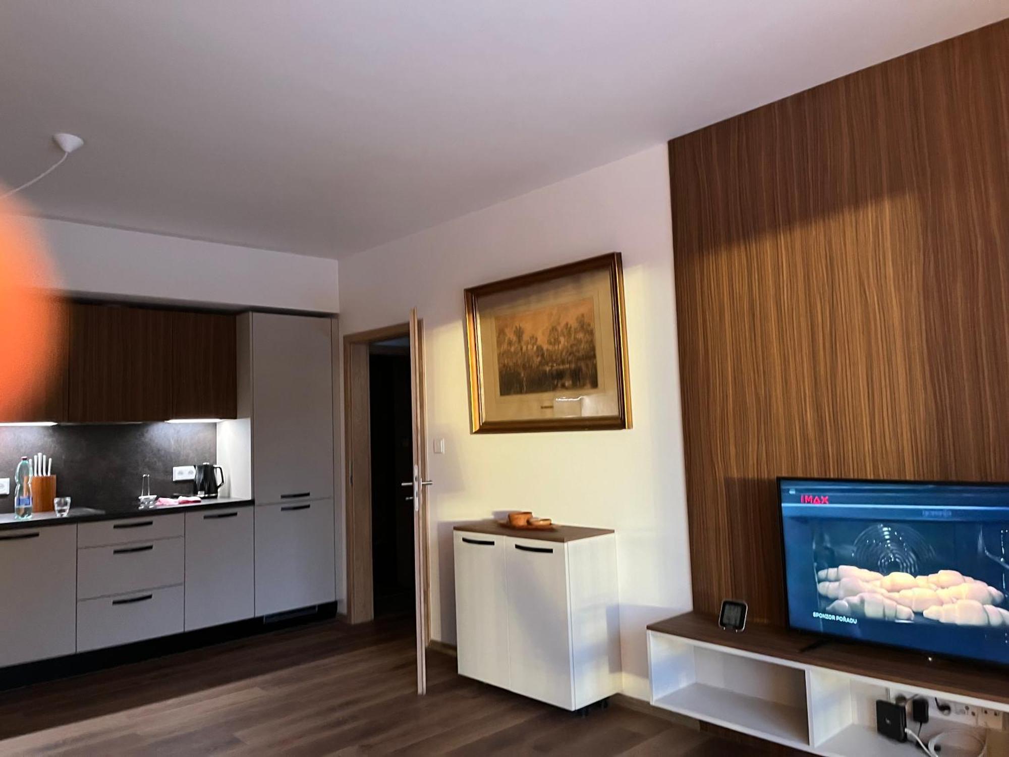 Apartman Hruska Черный Дул Экстерьер фото
